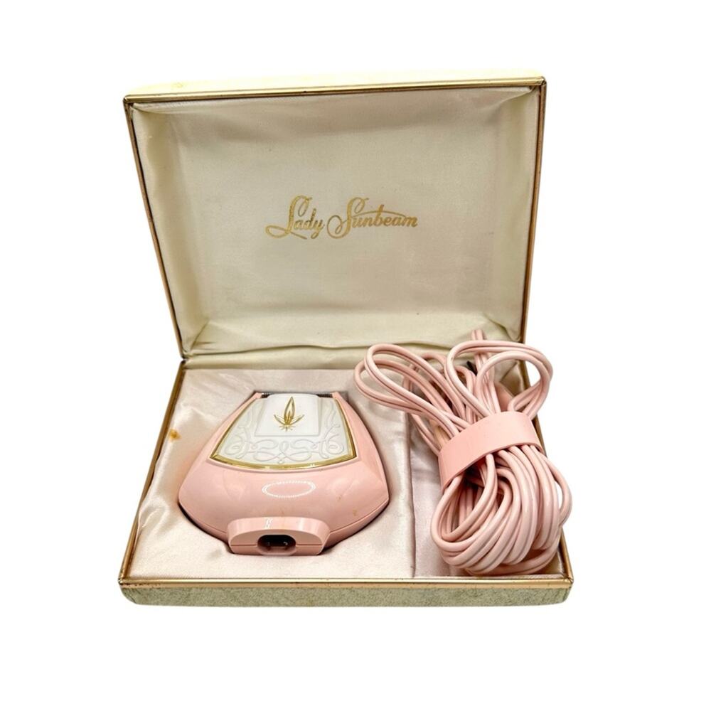 Vintage 60's Lady Sunbeam Shavemaster Pink Electric Shaver